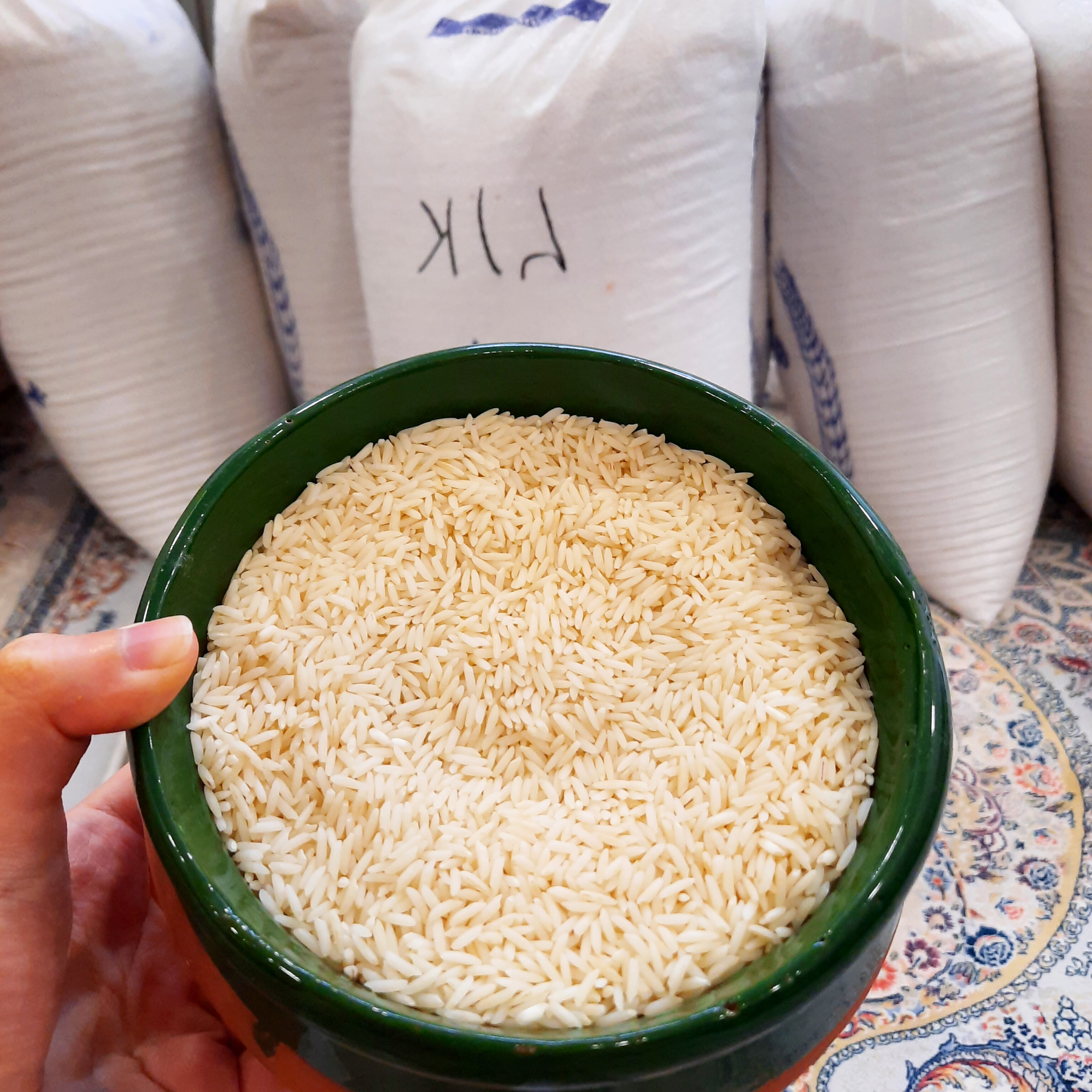 برنج ۱۰ کیلویی هاشمی گیلان
